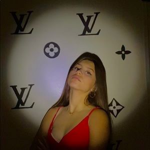 Meet your Posher, Ximena